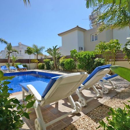 Villa Favor - 3 Bed With Pool Close To Nissi Beach Ayia Napa Bagian luar foto
