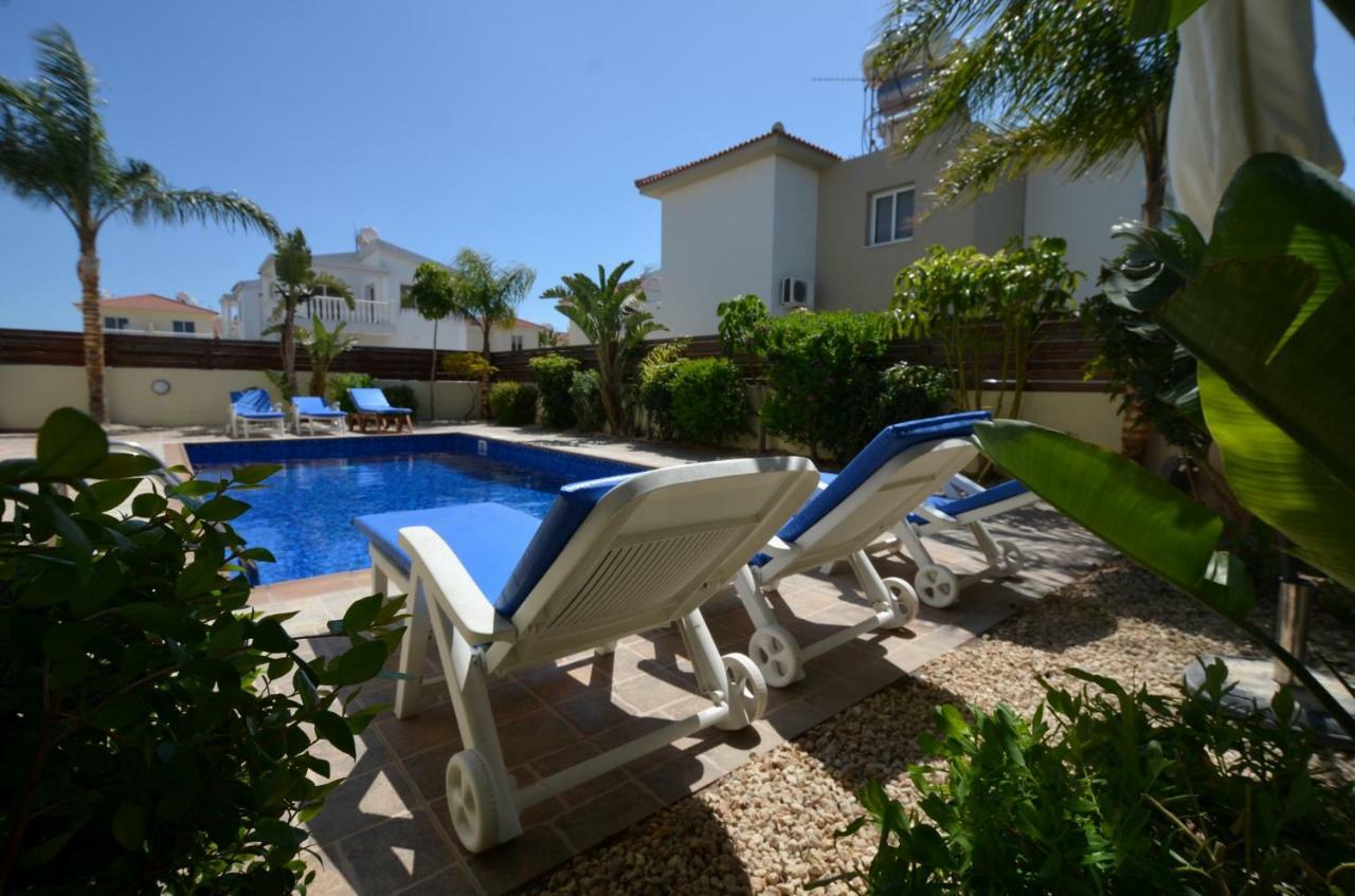 Villa Favor - 3 Bed With Pool Close To Nissi Beach Ayia Napa Bagian luar foto