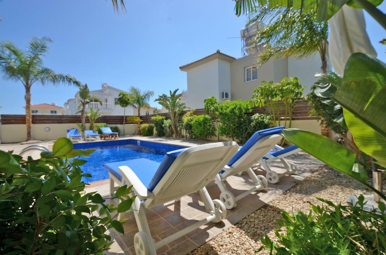 Villa Favor - 3 Bed With Pool Close To Nissi Beach Ayia Napa Bagian luar foto